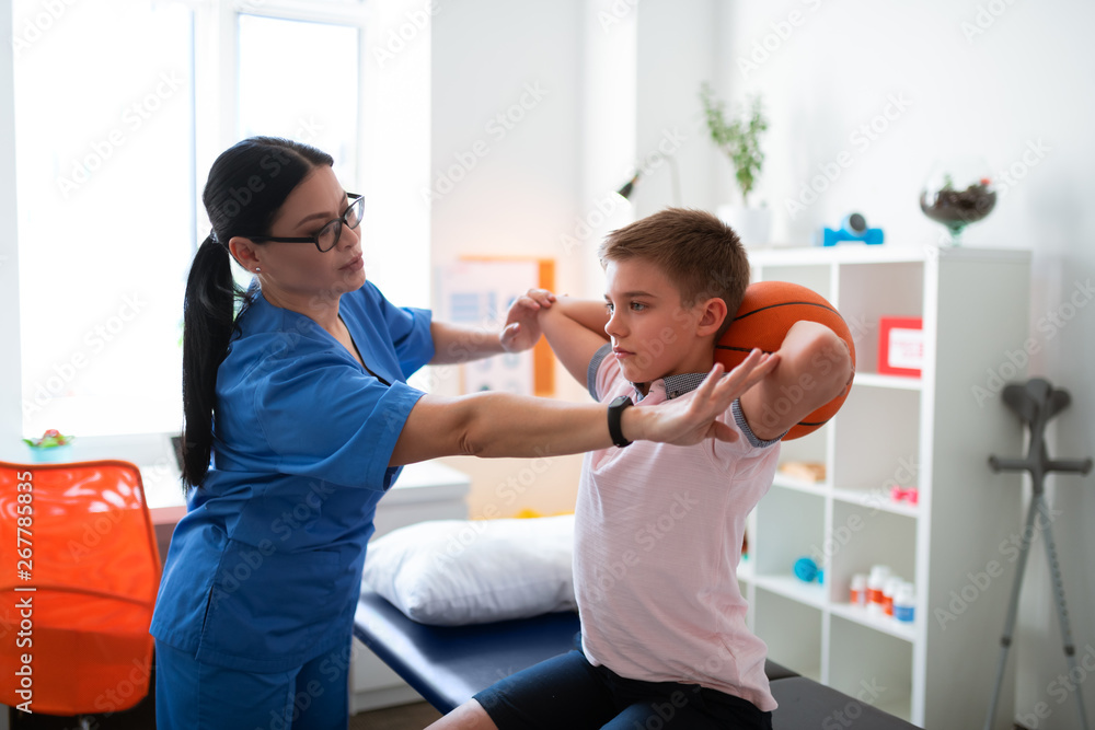 Image of pediatric occupational therapy being performed 